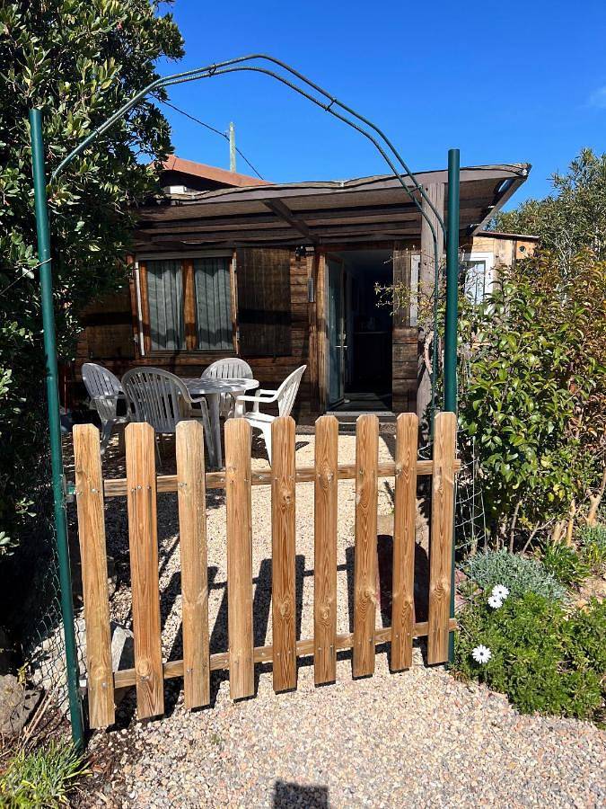 Camping pour 2 personnes, avec jardin ainsi que vue et terrasse à Roquebrune-sur-Argens - 3