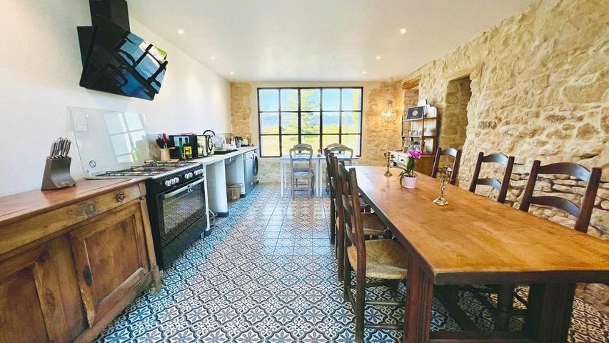 Chambre d’hôte pour 2 personnes, avec jardin ainsi que piscine et vue à Pernes-les-Fontaines - 4