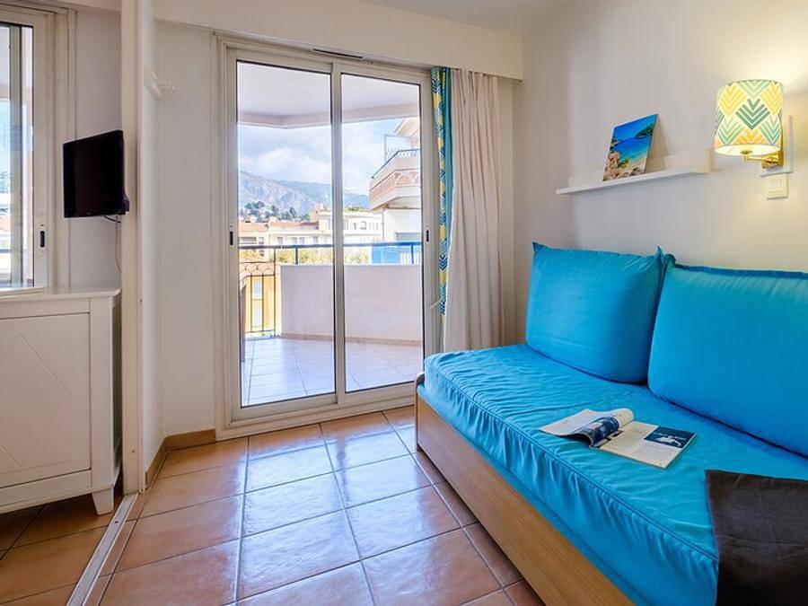 Pierre & Vacances Résidence Les Rivages du Parc - Studio 4 persons - Studio - 1 sleeping alcove - Balcony - Garden view in Menton, Nice region