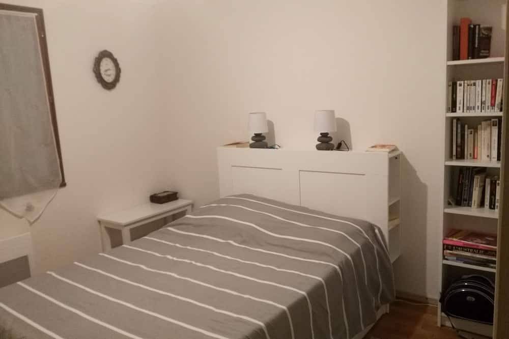 Entire apartment, Appartement Rdc De63 m² , 4 Pers à 2 pas des Commerces et Parcs de Loisir in Gap, Gap region