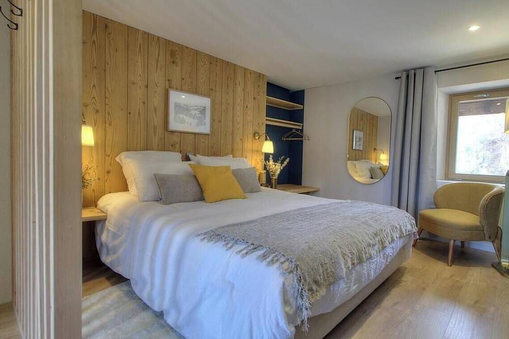 Gîte Ludivine et Péluchet in Chézery-Forens, Parc naturel régional du Haut-Jura