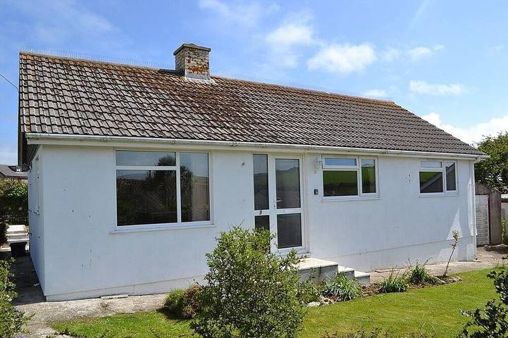 Holiday home for 5 people, with terrace and garden in Porthleven