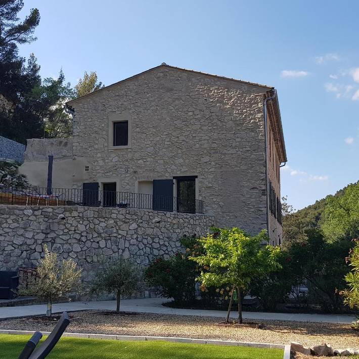 Gîte pour 4 personnes, avec piscine ainsi que jardin et vue à Gigondas - 2