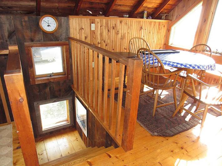 Cabin for 4 people, with terrace and yard in Maine