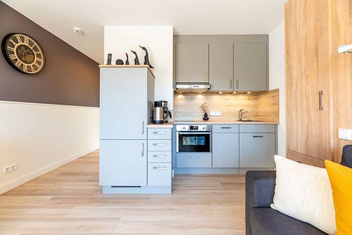 Ganze Wohnung, 4-Sterne Ferienwohnung im Og mit Südbalkon in Nordfriesische Inseln (Schleswig-Holstein) (Schleswig-Holstein), Wyk auf Föhr