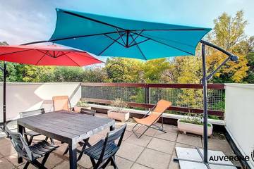 Gîte pour 2 personnes, avec terrasse à Murol