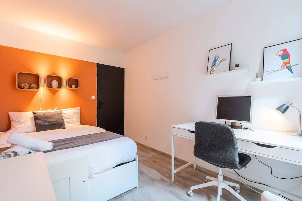 Appartement entier, Charmant appartement 2ch parking et balcon. in La Madeleine, Région de Lille