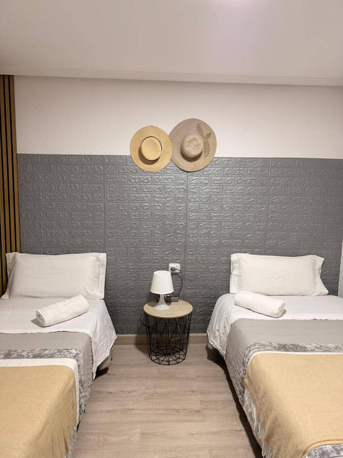 Apartamento entero, Three-Bedroom Apartment in Vitoria-Gasteiz, Cordillera Cantábrica