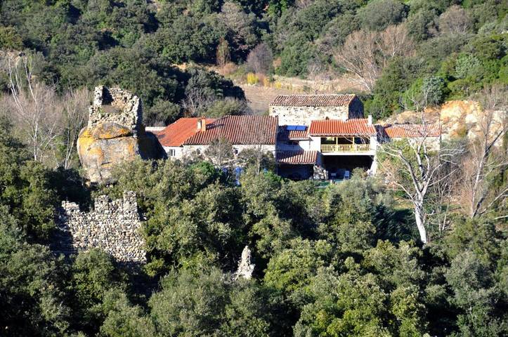 Location de vacances pour 2 personnes, avec vue et jardin, animaux acceptés à Felluns - 2