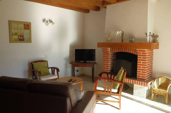 Charmantes Haus mit Gemeinschaftspool in Contres in Contres, Sologne