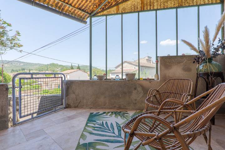 Location de vacances pour 2 personnes, avec jardin, animaux acceptés à Vallon-Pont-d'Arc - 3