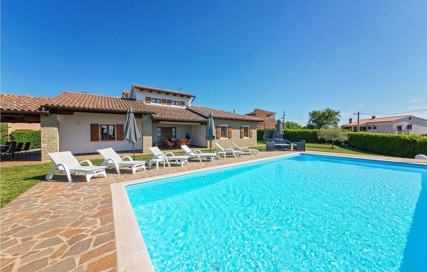 Geräumige 2-Zimmer-Wohnung mit Terrasse, WLAN und Parkplatz in Visnjan in Visnjan, Općina Višnjan
