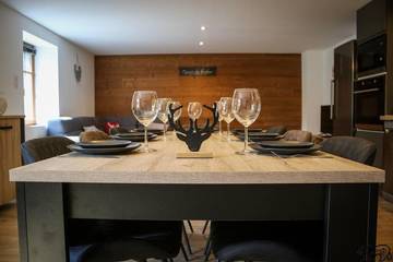 Gîte pour 7 personnes, avec vue ainsi que jardin et terrasse à Ramonchamp