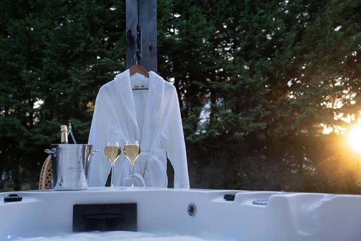 Location de vacances pour 2 personnes, avec jardin et jacuzzi à Pleyber-Christ - 2