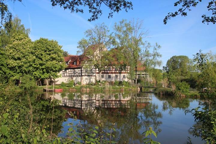 Hotel für 2 Personen, mit Terrasse und Garten sowie Seeblick und Ausblick in Unterfranken - 2