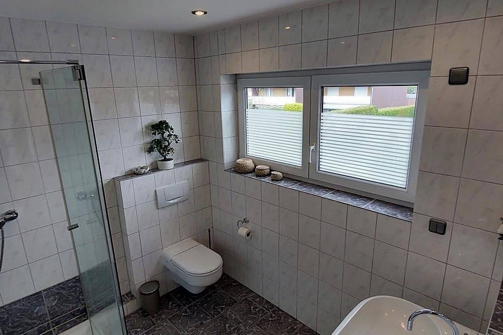 Ganze Wohnung, Gemütliche Ferienwohnung am Schwimmbad in Lengerich, Münsterland