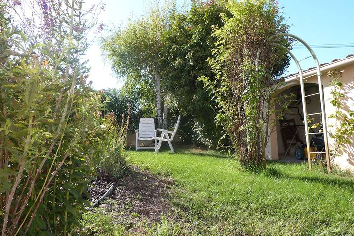 Location de vacances pour 2 personnes, avec jardin et piscine à L'Isle-sur-la-Sorgue - 4