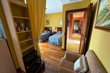 Villa for 13 People in Marbella Centre, Marbella, Photo 4