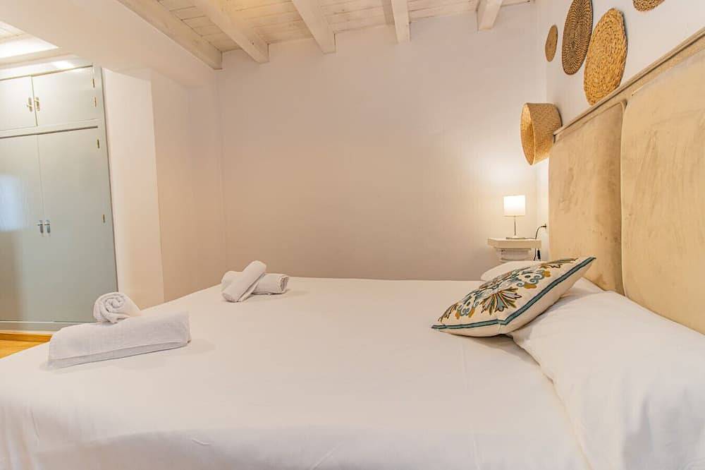Entire apartment, Editar Intimate retreat with Andalusian essence 4 in Úbeda, Jaén Province