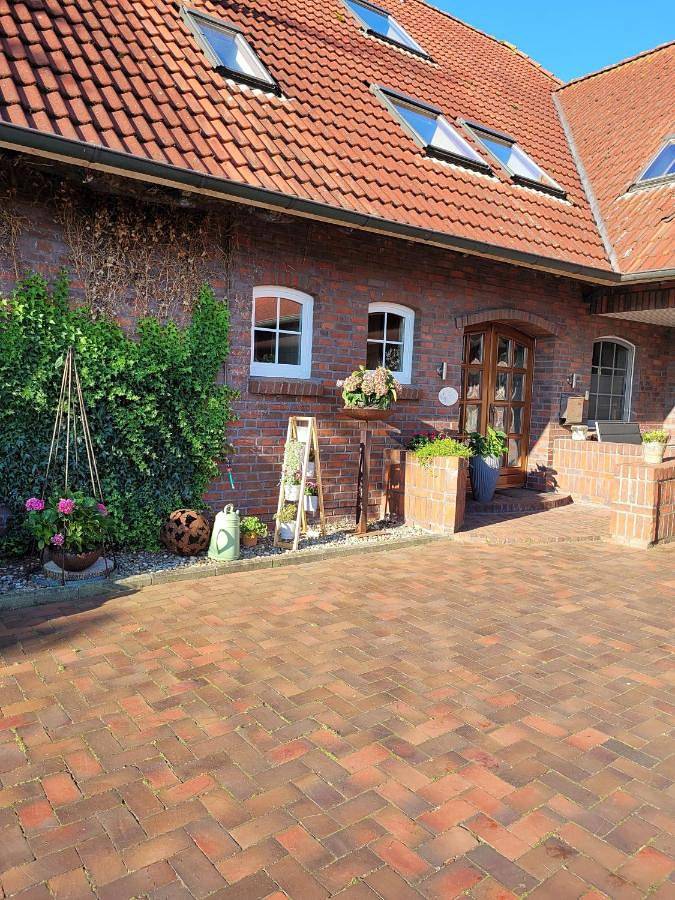 Ferienwohnung für 4 Personen, mit Terrasse in Friederikensiel - 2
