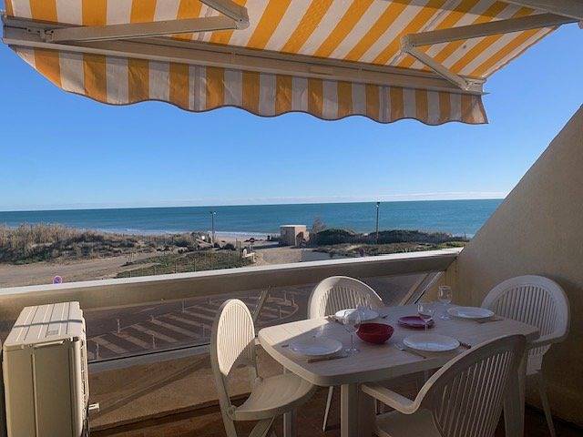 Gîte pour 2 personnes, avec terrasse dans Plage Naturiste (Le Cap d'Agde)