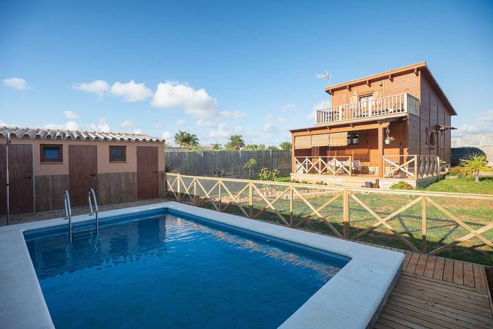 Casa rural para 4 personas, con Balcón y Jardín
