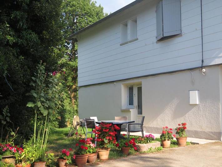 Location de vacances pour 3 personnes, avec jardin à Moulin-Mage - 2