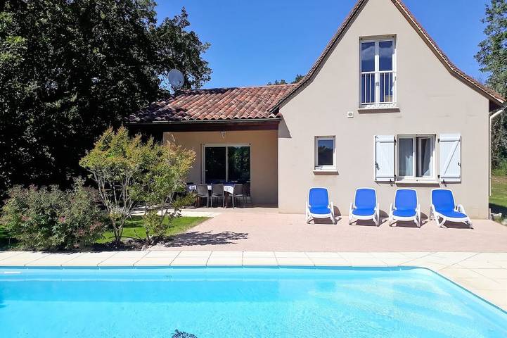 Villa pour 8 personnes, avec Terrasse et Jardin dans le Lot