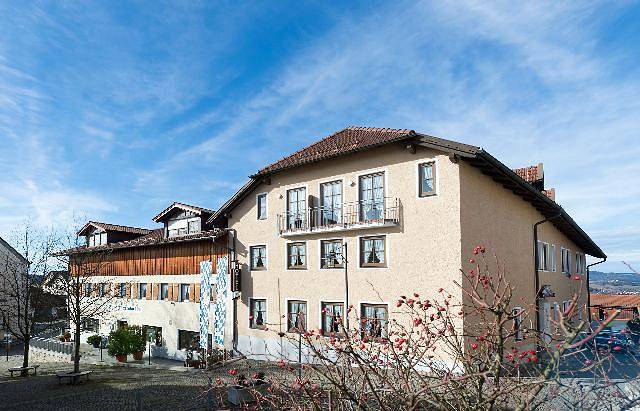 Hotel, mit Balkon/Terrasse und Terrasse sowie Pool und Sauna in Grafenau - 2