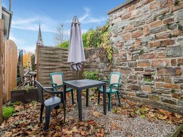 Gîte pour 3 personnes, avec jardin et terrasse dans Cherain