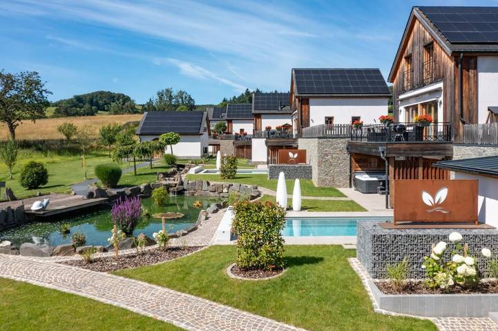 Vakantiehuis voor 8 personen, with Balkon and Terras as well as Whirlpool and Tuin in Luxemburg