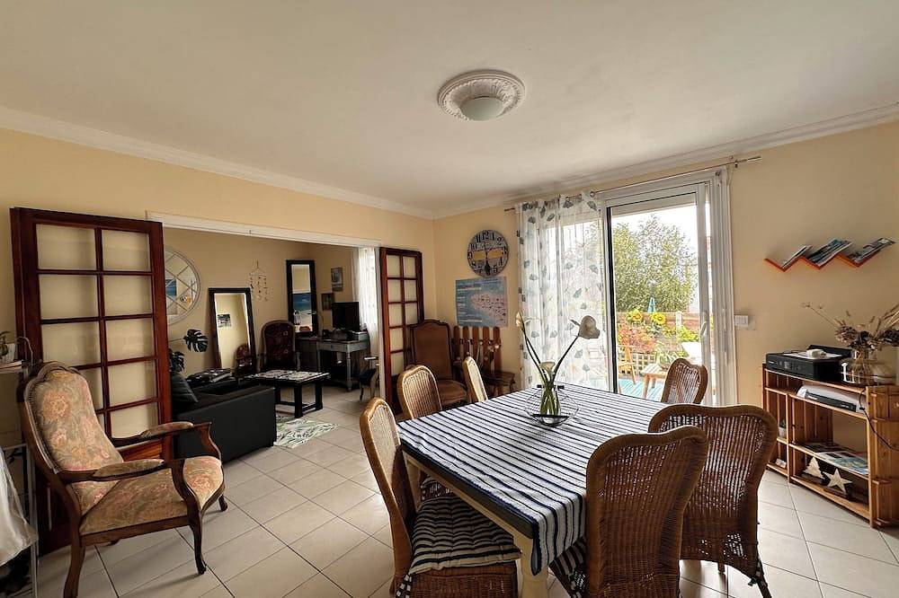 Delightful 2-bedroom house with Wifi in Ploubazlanec in Ploubazlanec, Côte de Goëlo