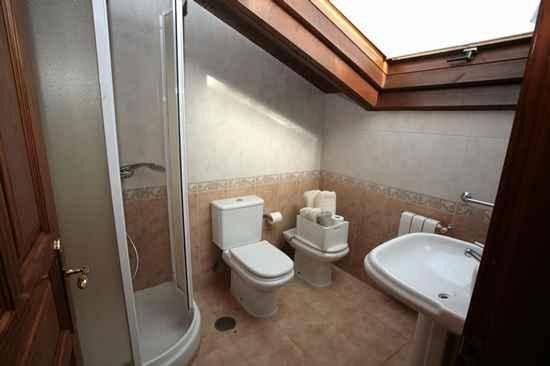 Single Rooms in Infiesto, Piloña