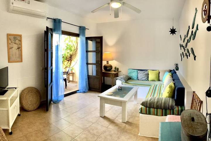Holiday apartment for 4 people, with terrace and pool - 1