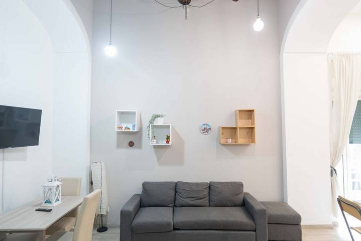 Entire apartment, La casa di Lucia in Naples, Naples Province