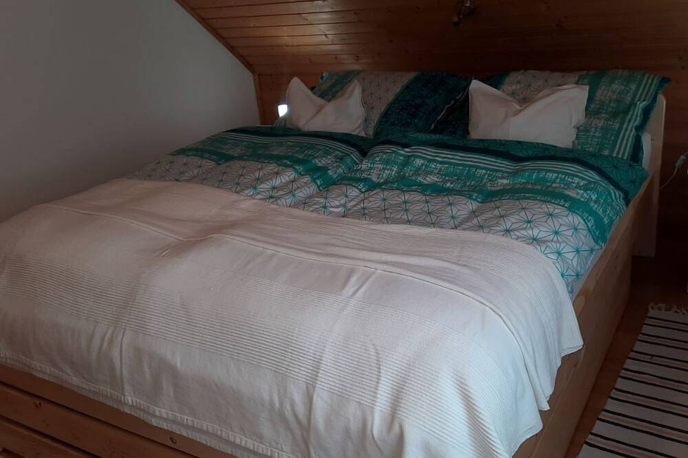 Klimatisiertes Ferienhaus in Bükfürdö mit Garten in Bük, Komitat Eisenburg