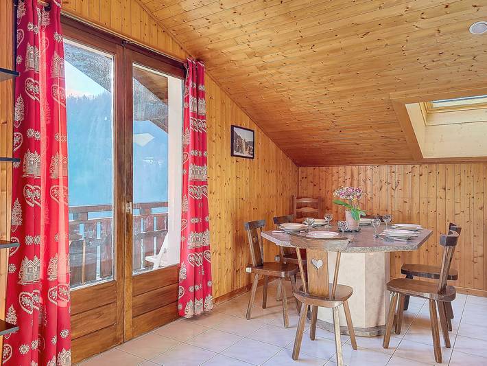 Gîte pour 7 personnes, avec jardin à Saint-Jean-d'Aulps - 4