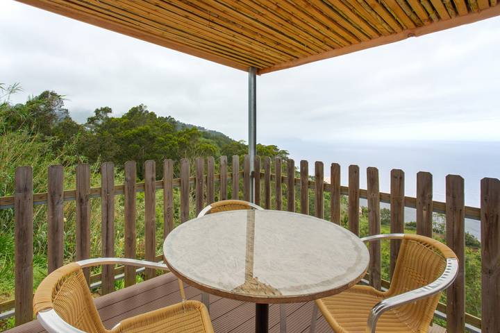 Entire apartment, Sunset Village A Apartment with Sea View, Wi-Fi and Air Conditioning in São Jorge City, Madeira