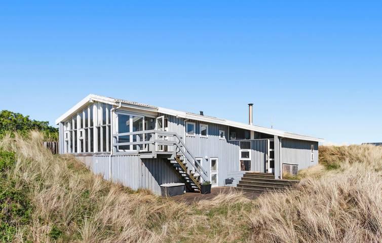 Ferieudlejning for 6 personer, med terrasse og have, husdyr tilladt i Blokhus