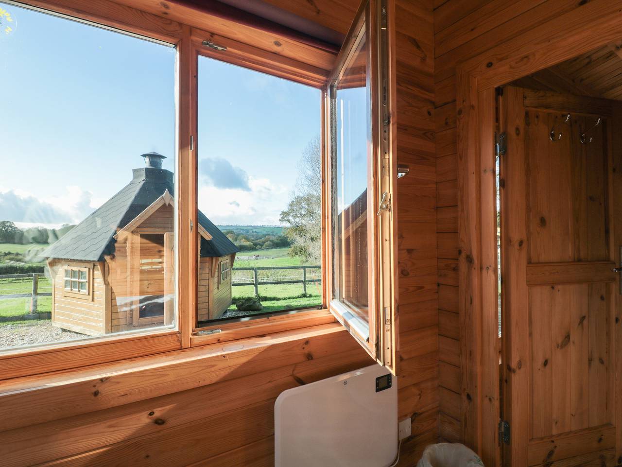 Sunnyside Lodge in West Crewkerne, Somerset