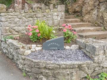 Cottage for 8 People in Penrhyn Bay, Conwy region, Photo 2