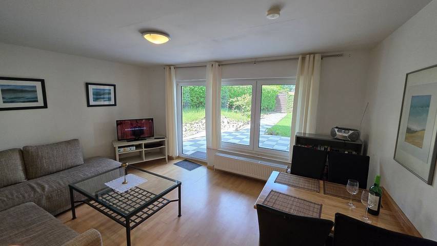 Ferienwohnung für 3 Personen, mit Terrasse in Zislow - 2