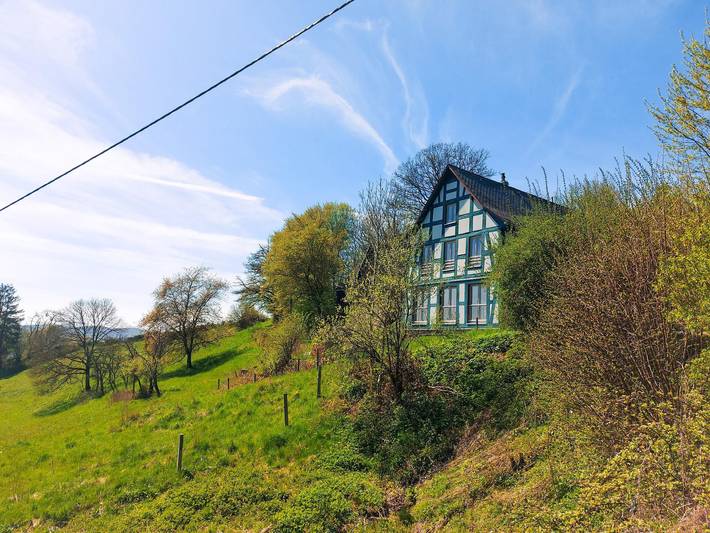 Ferienhaus für 5 Personen, mit Balkon und Balkon/Terrasse sowie Terrasse und Garten