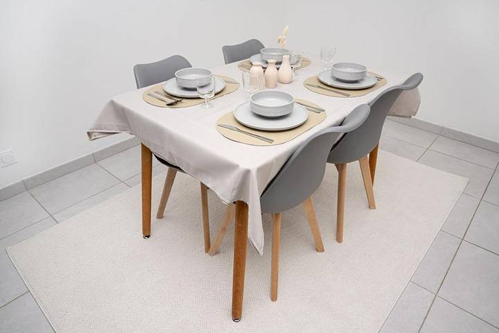 Gîte pour 7 personnes, avec terrasse et vue à Étrembières - 3