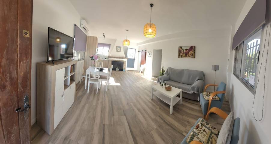 Hütte für 8 Personen, mit Garten in Spanien - 4