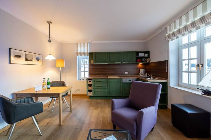 Ferienwohnung für 2 Personen, mit Garten und Balkon in Wyk auf Föhr (Stadt) - 4