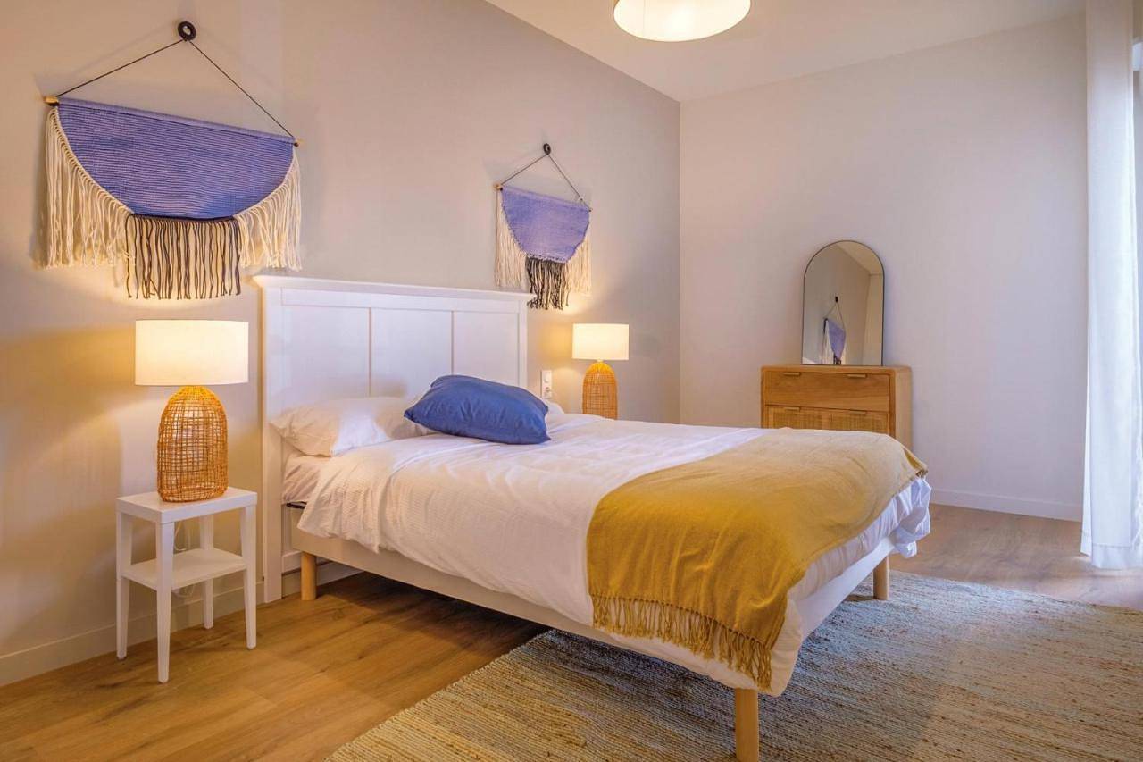Appartement entier, One-Bedroom Apartment in Fréjus, Côte méditerranéenne (France)