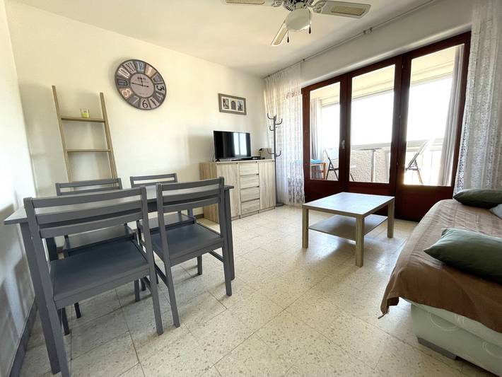 Gîte pour 4 personnes, avec balcon dans Plage des Elmes