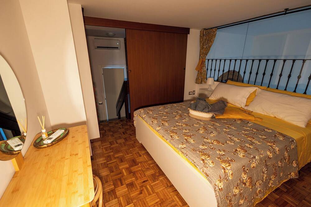 Entire apartment, The house of Brunina Monza - Relax near Milan! Garage and private small garden in Monza, Brianza