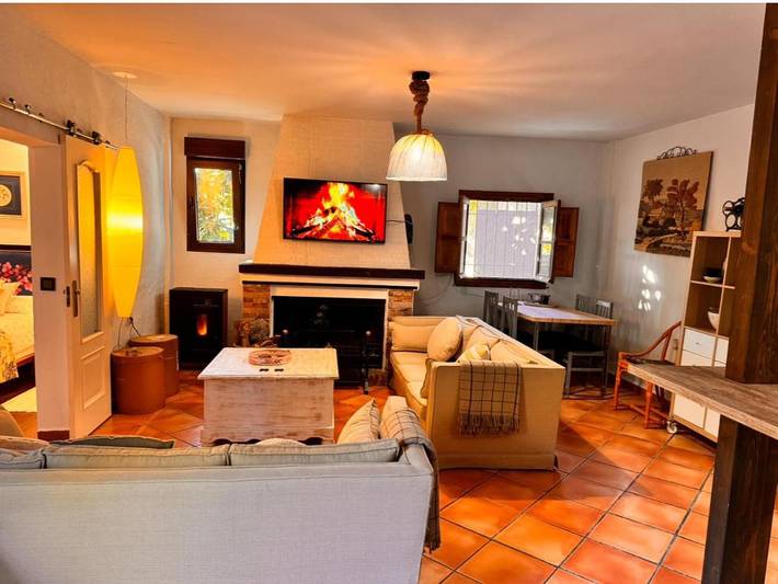 Casa rural para 4 personas, con jardín y vistas, Se admiten mascotas en Vega de Granada - 3